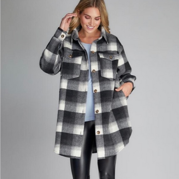 C’est moi flannel shacket, One size - Picture 5 of 5